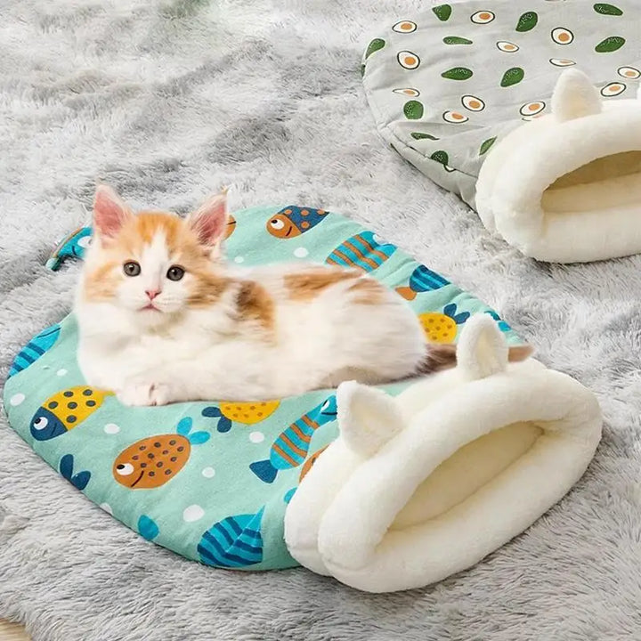 Saco de dormir para gatos: o abrigo macio que acalma o coração deles