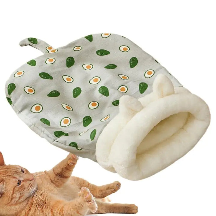 Saco de dormir para gatos: o abrigo macio que acalma o coração deles
